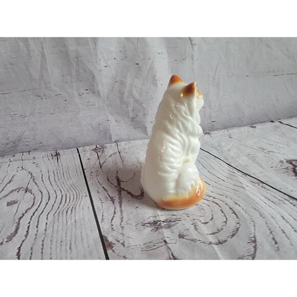 Bone China White Orange Tan Persian Cat Figure Vintage 3in tall - Picture 4 of 7